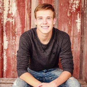 Meet your Posher, Clay